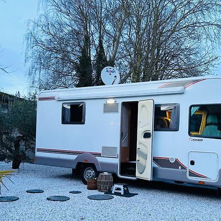 Terrain De Loisirs En Plein Centre De Lievin Camping Car Экстерьер фото